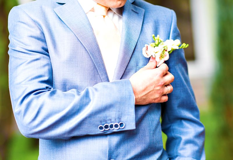 Jak dopasować garnitury ślubne?